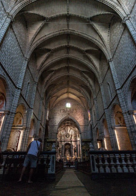 evora iglesia de san francisco