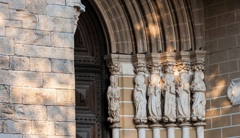 evora detalle catedral