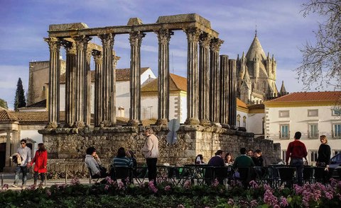 evora templo romano