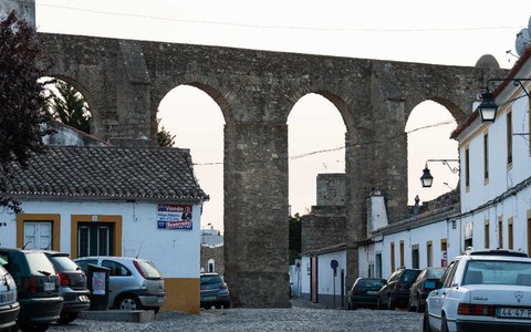 que ver evora acueducto