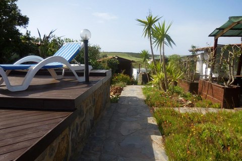 vale figueiras surfcamp y guesthouse