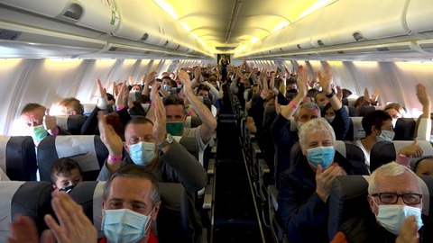 8 productos gratuitos que no sabía que podía pedir en un vuelo económico