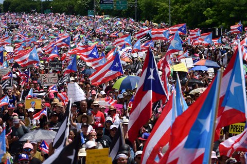 que idiomas se hablan puerto rico