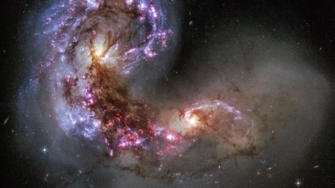 ¿ qué ocurre cuando las galaxias chocan?