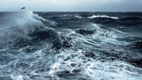 que oceano es mas calido