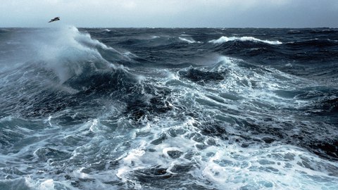 que oceano es mas calido