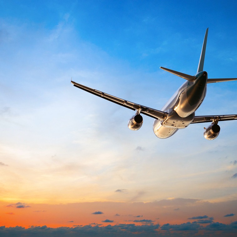 que pasa cuando una persona muere durante un vuelo de avion