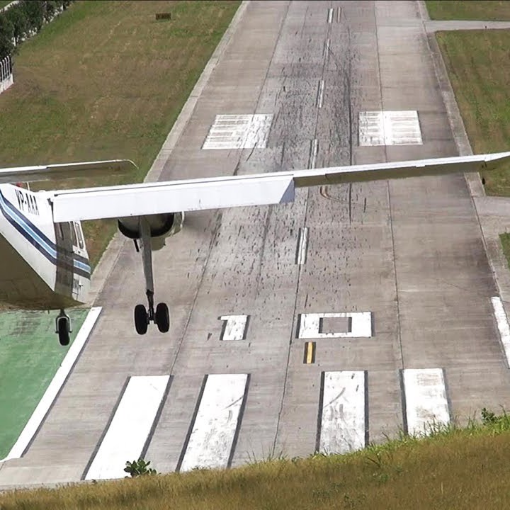 que significan numeros en las pistas de los aeropuertos