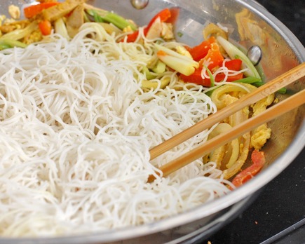 que son los fideos de arroz noodles como se hacen