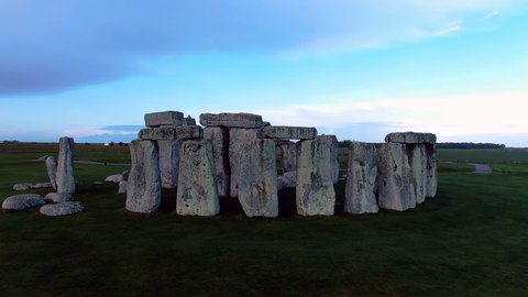 stonehenge lateral