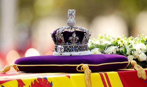 imperial state crown