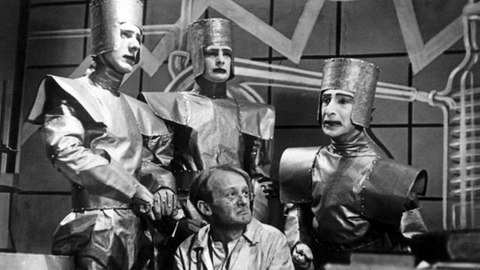 cual es el origen palabra robot
