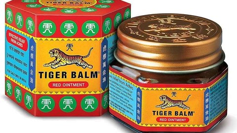 bote de tiger balm rojo