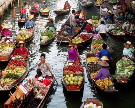 mercados flotantes que se pueden visitar cerca de bangkok