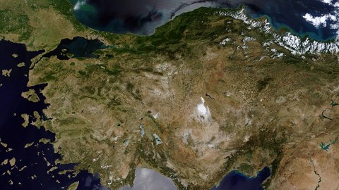 turquia esta en europa o en asia