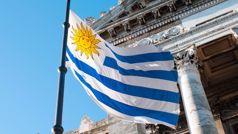 en uruguay no hay festividades religiosas en el calendario