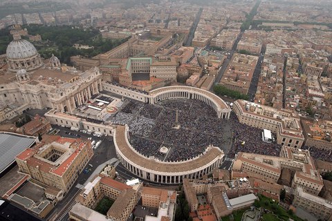 diferencia entre vaticano y santa sede
