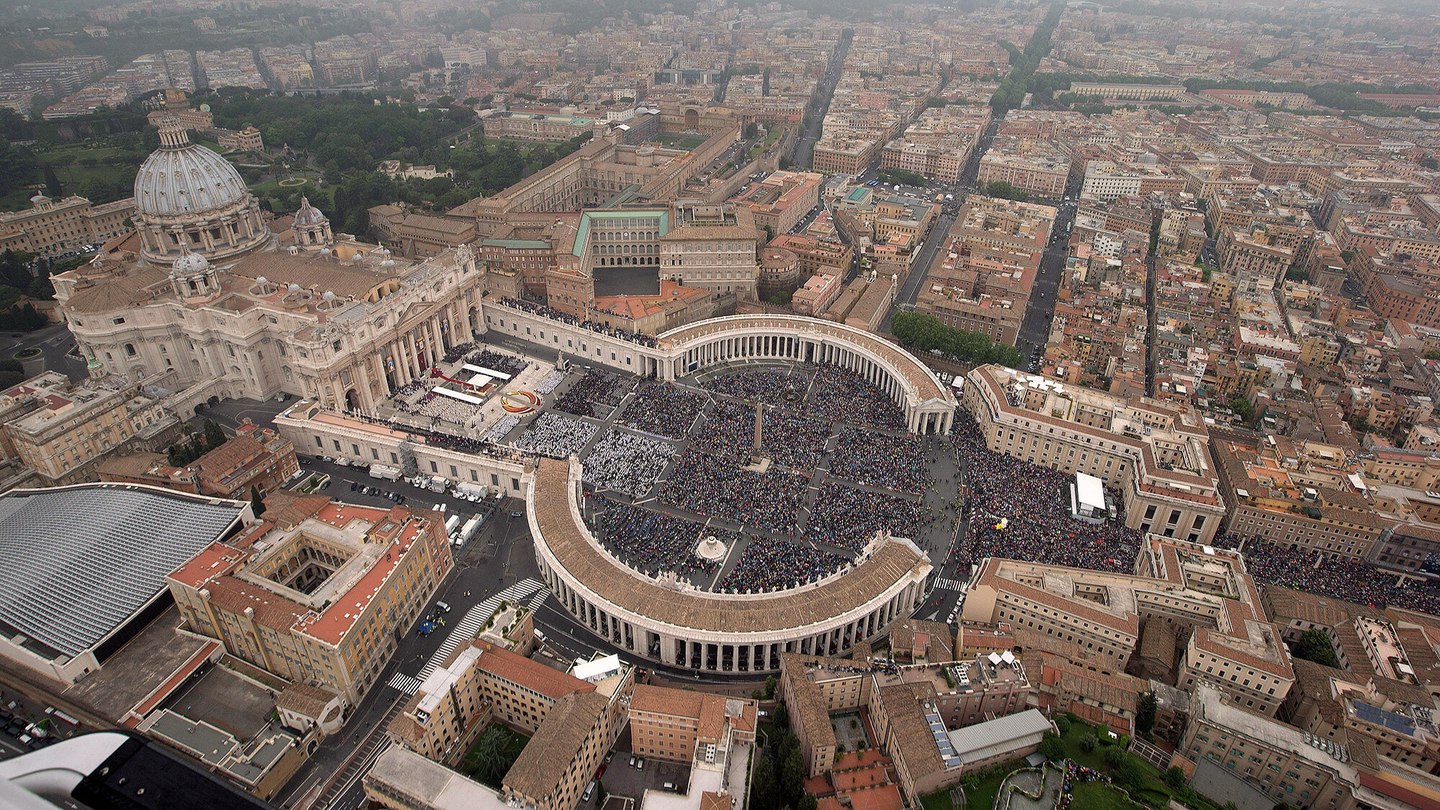 diferencia entre vaticano y santa sede